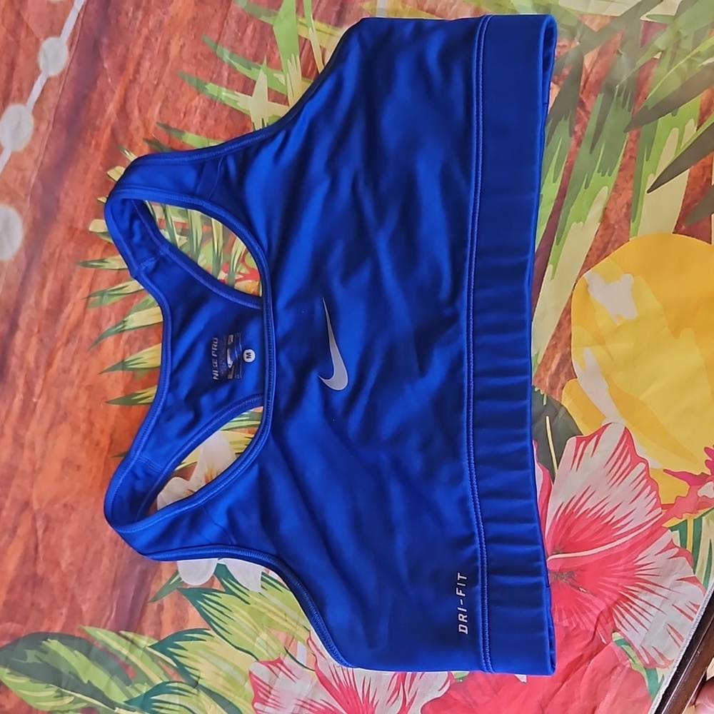 M Nike Sports bra
